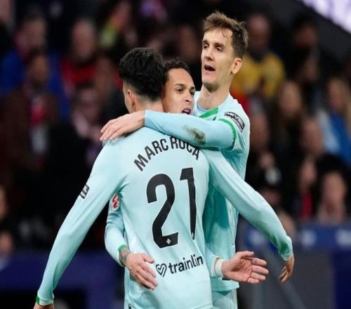 赛季前测试,图集,周冠宇中国,金宝博188bet体育官网,金宝博188bet体育直播,体育赛事直播,足球直播