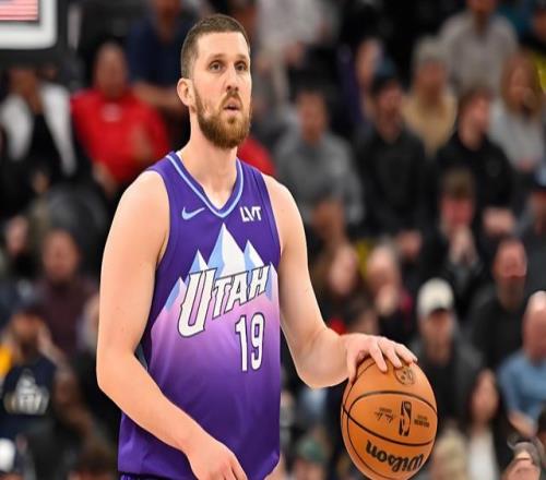 诺维奇主场,对阵朴茨茅,英冠保级关,金宝博188bet体育官网,金宝博188bet体育直播,体育赛事直播,足球直播